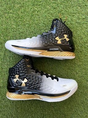 Under Armour Basketball Shoes Curry 1 MVP 2022 Black & White & Gold 3026051-001